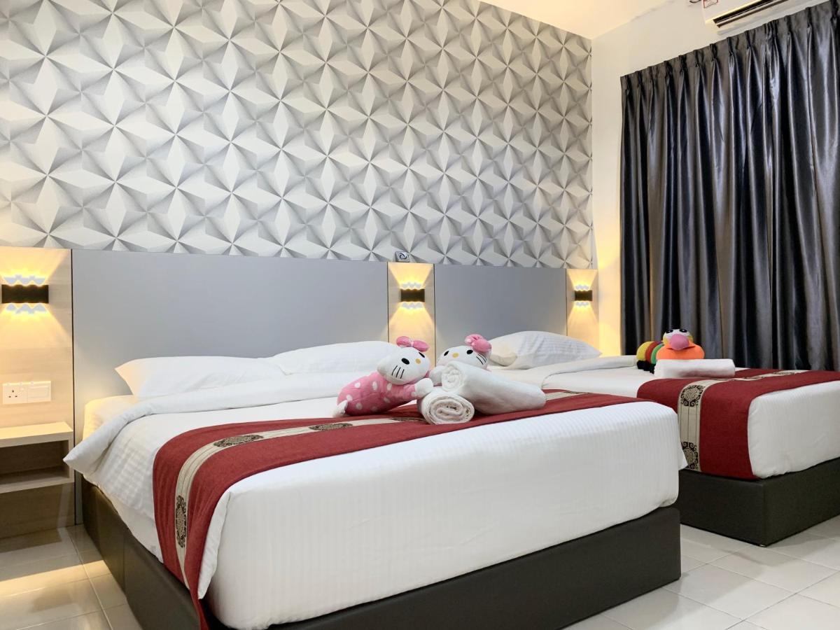 Langkawi Cozy Holiday Home At Bukit Indah By Zervin Kuah Exterior photo